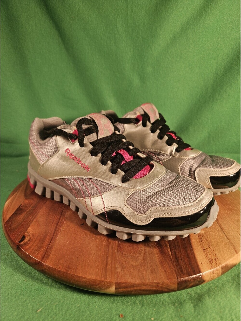 Womens REEBOK CL FLEX INFERNO Shark Silver Trainers J99783 Size 8.5